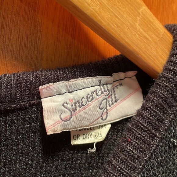 Amazing Beadwork Vintage Sweater with Buttoned Back - Picture 3 of 6